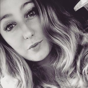 Meet your Posher, Christie